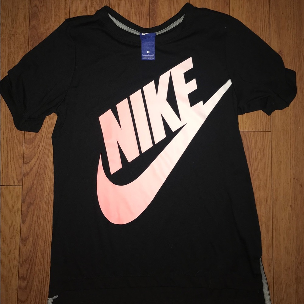 Nike Tee